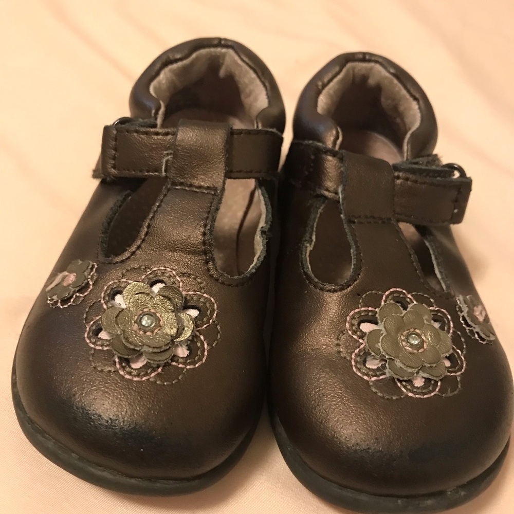 Brown Stride Rite Mary Janes